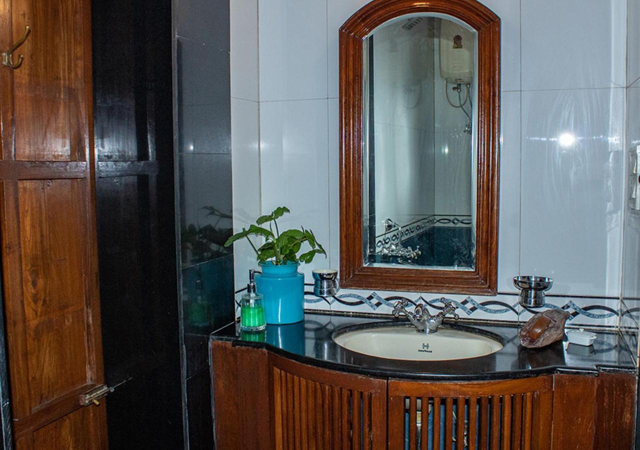 The Ferreiras Apartment Mumbai Bagian luar foto